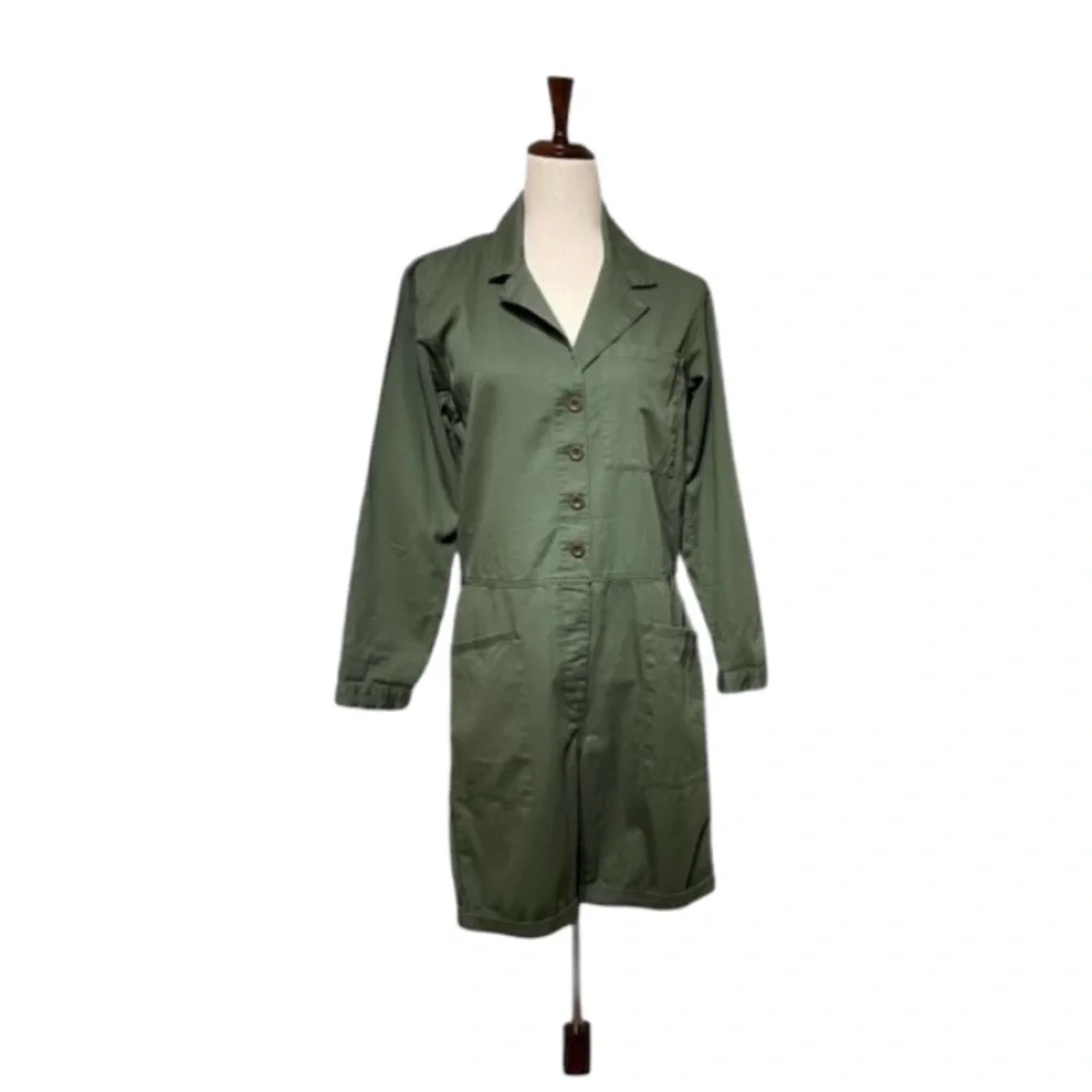 Xirena Hartley Romper in Surplus Green Gorpcore
Size XS - Picture 2 of 9